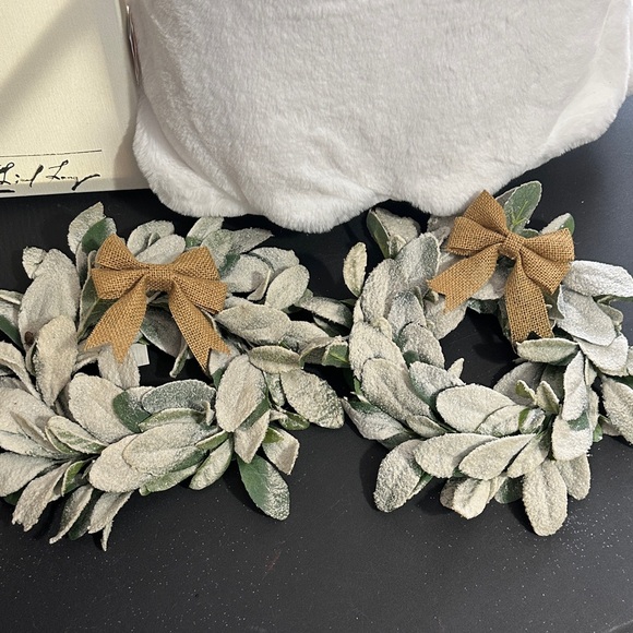 Christmas flocked lamb's ear wreath with a burlap bow candle decor - Picture 1 of 4